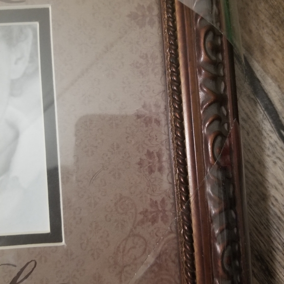 Picture frame - Picture 2 of 4